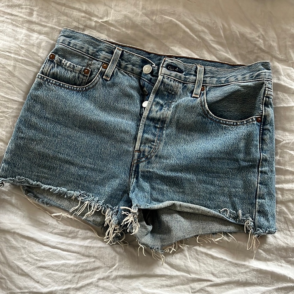 Levi’s 501 medium wash denim shorts